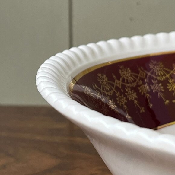 Sovereign Potters Canada Serving Bowl 22K Gold Burgundy Rim Rose - Picture 7 of 11